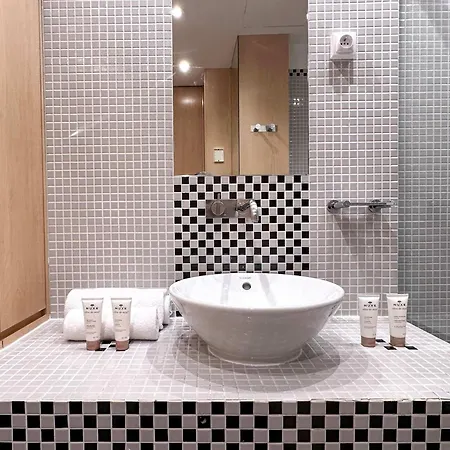 Unique Panoramic Flat Champs-elysees * Paris