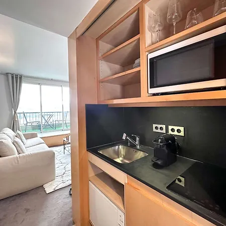 Unique Panoramic Flat Champs-elysees Paris