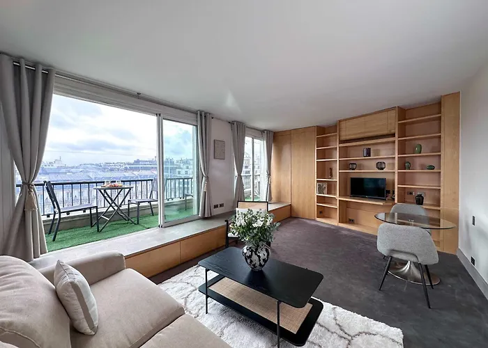 Unique Panoramic Flat Champs-elysees Daire Paris