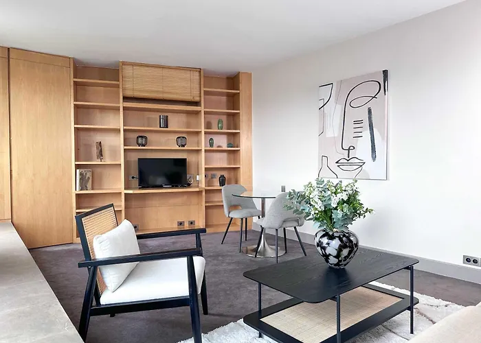 Unique Panoramic Flat Champs-elysees Apartamento